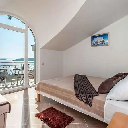 Villa In 36049 Sevid